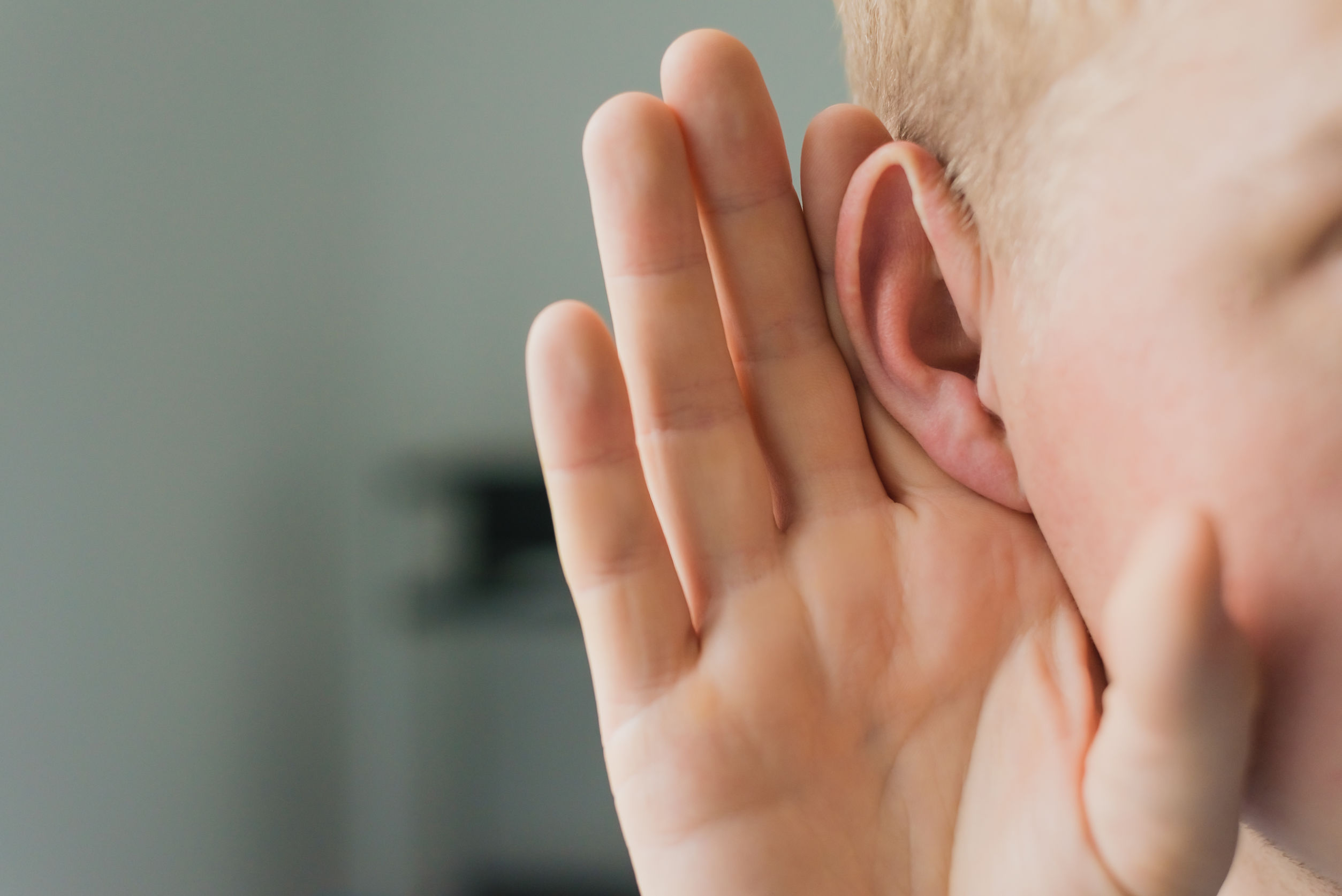 ¿Cuál es la diferencia entre «oír» y «escuchar»?