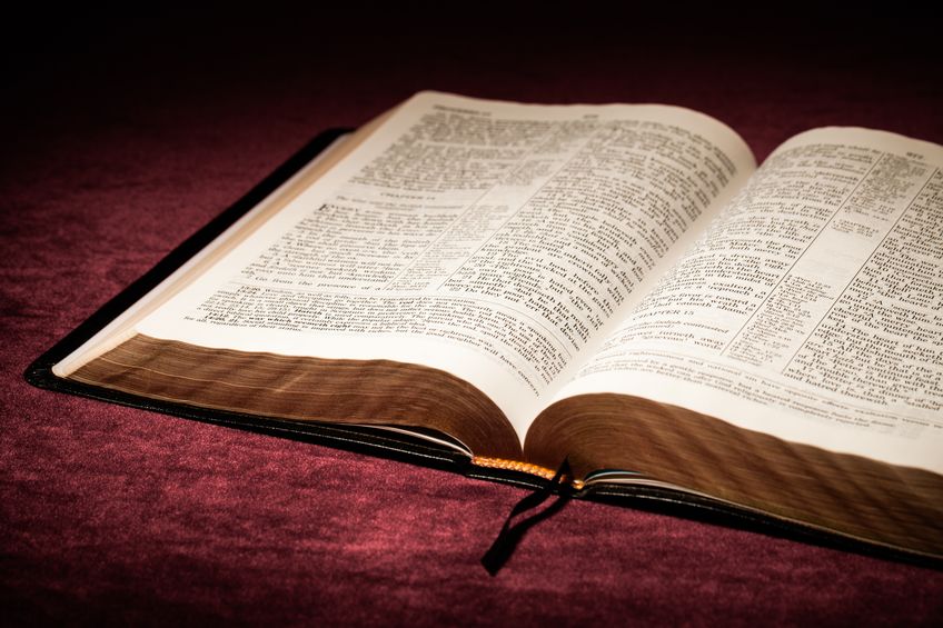 Breve historia de las traducciones bíblicas